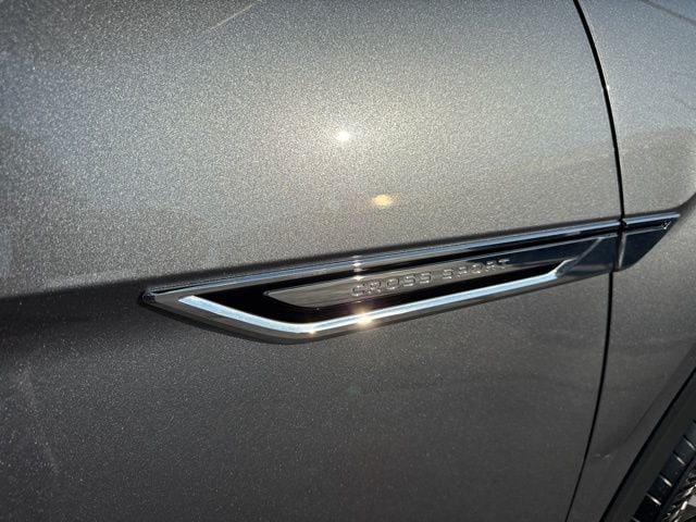 2024 Volkswagen Atlas Cross Sport SE w/Tech - Photo 12