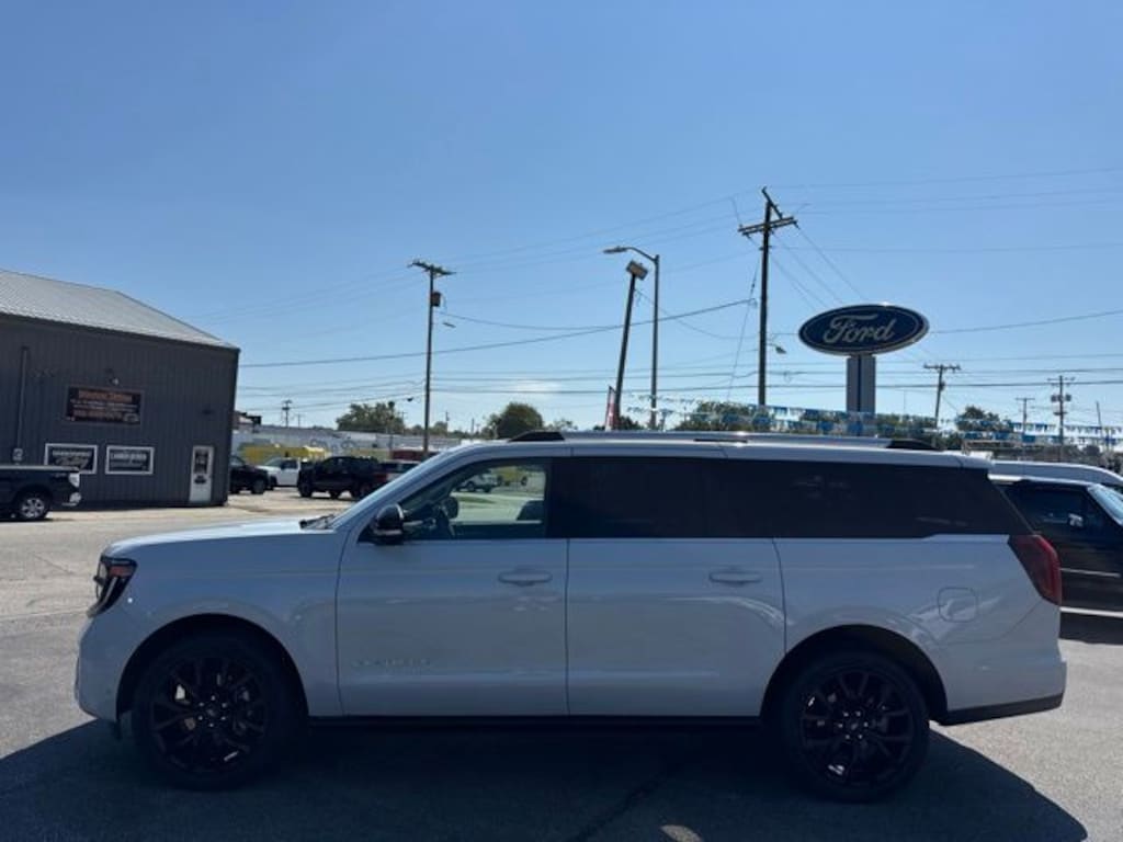 Used 2025 Ford Expedition MAX Platinum SUV