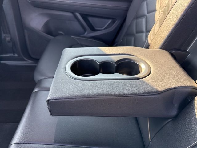 2024 Volkswagen Atlas Cross Sport SE w/Tech - Photo 27