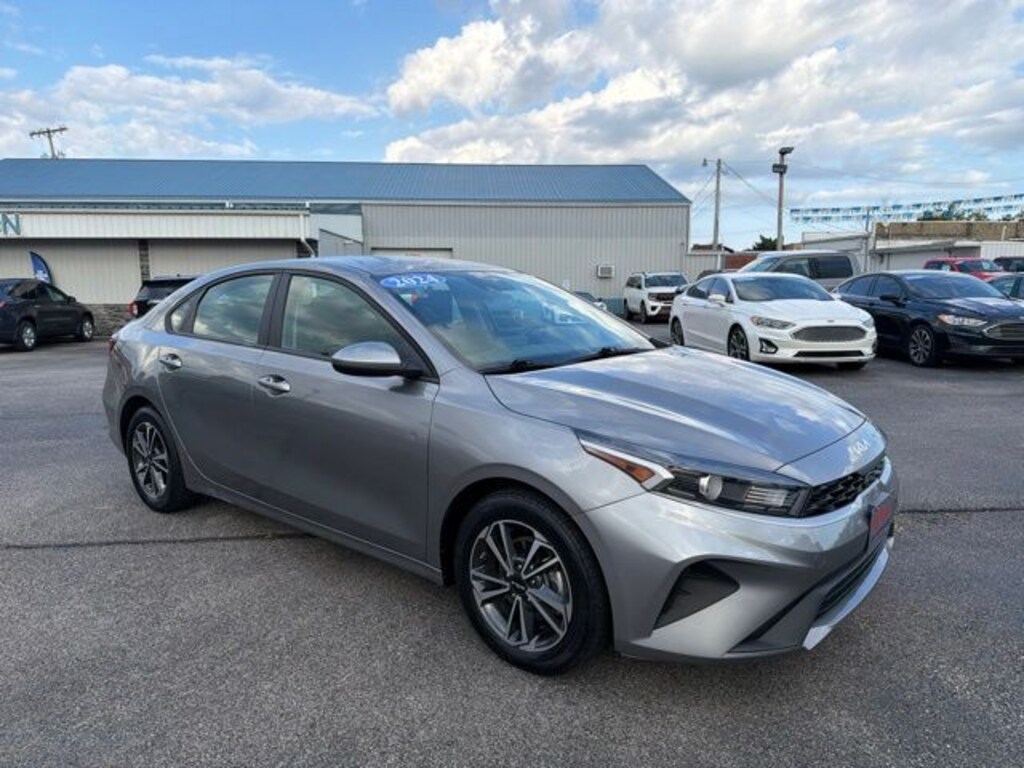 Used 2024 Kia Forte LXS Sedan