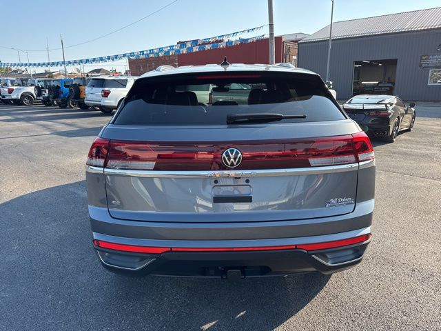 2024 Volkswagen Atlas Cross Sport SE w/Tech - Photo 8