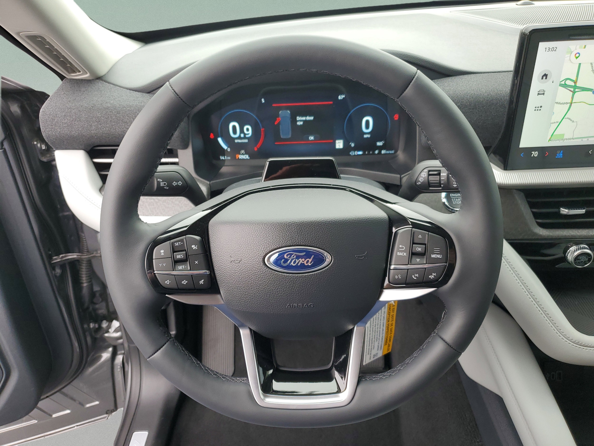 2026 Ford Explorer Platinum - Photo 11