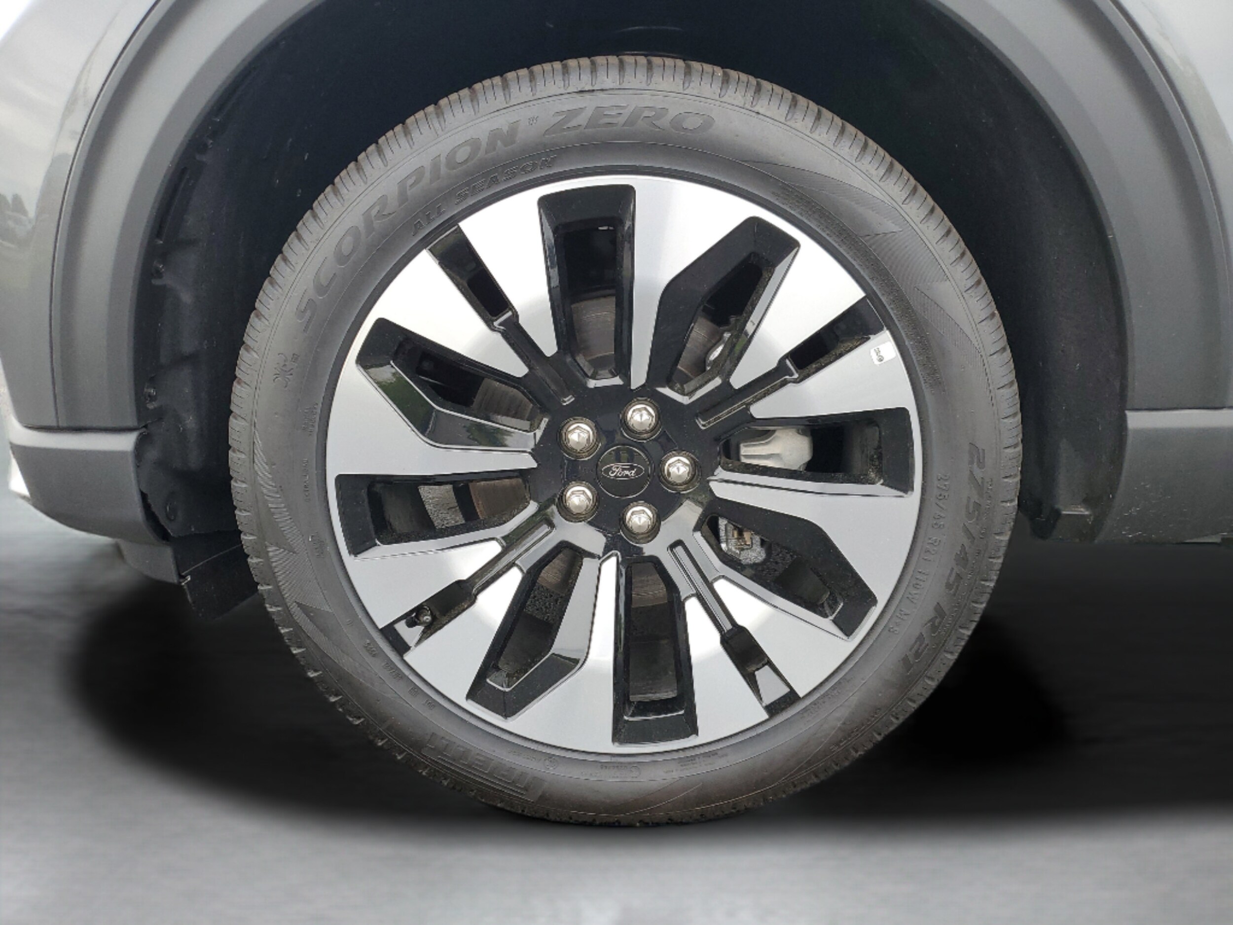 2026 Ford Explorer Platinum - Photo 36