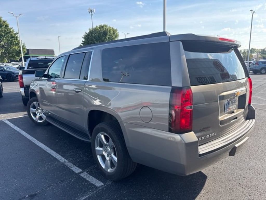 Used 2018 Chevrolet Suburban LT SUV