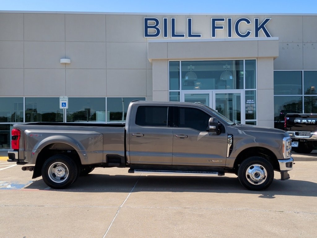 Used 2023 Ford F-350SD Lariat Truck