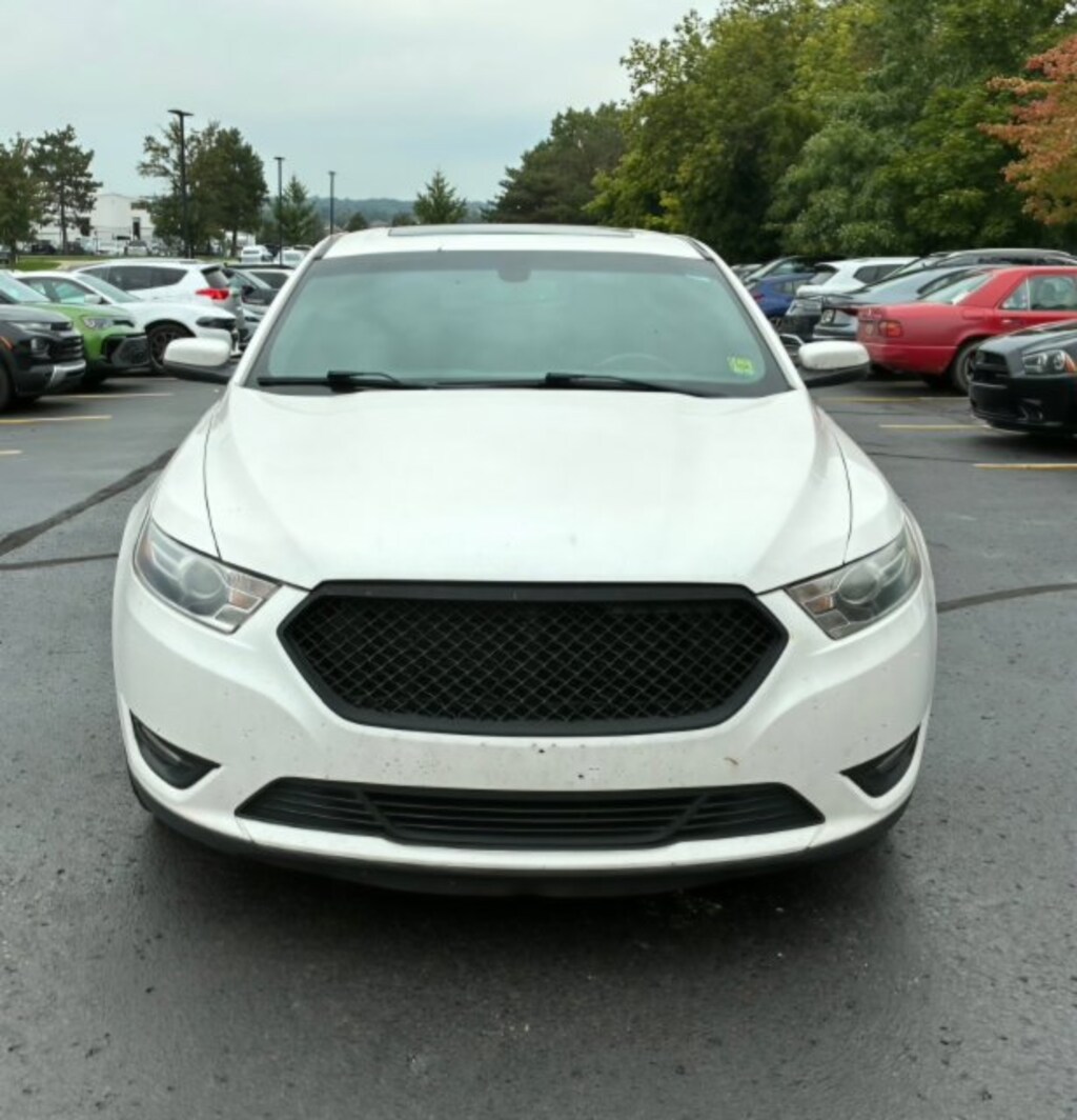 Used 2015 Ford Taurus SEL Sedan