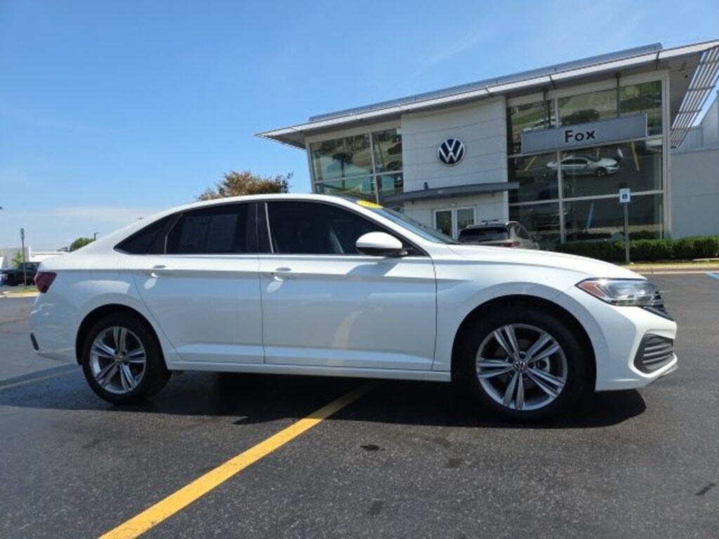 Used 2022 Volkswagen Jetta 1.5T SE Sedan