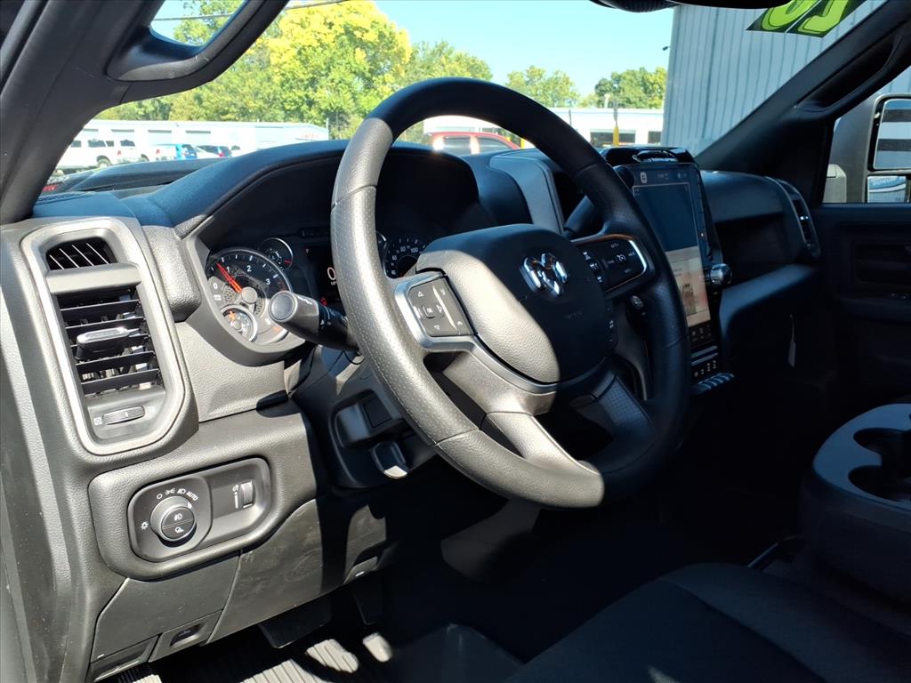 2026 RAM 2500 Tradesman/Black Express - Photo 19
