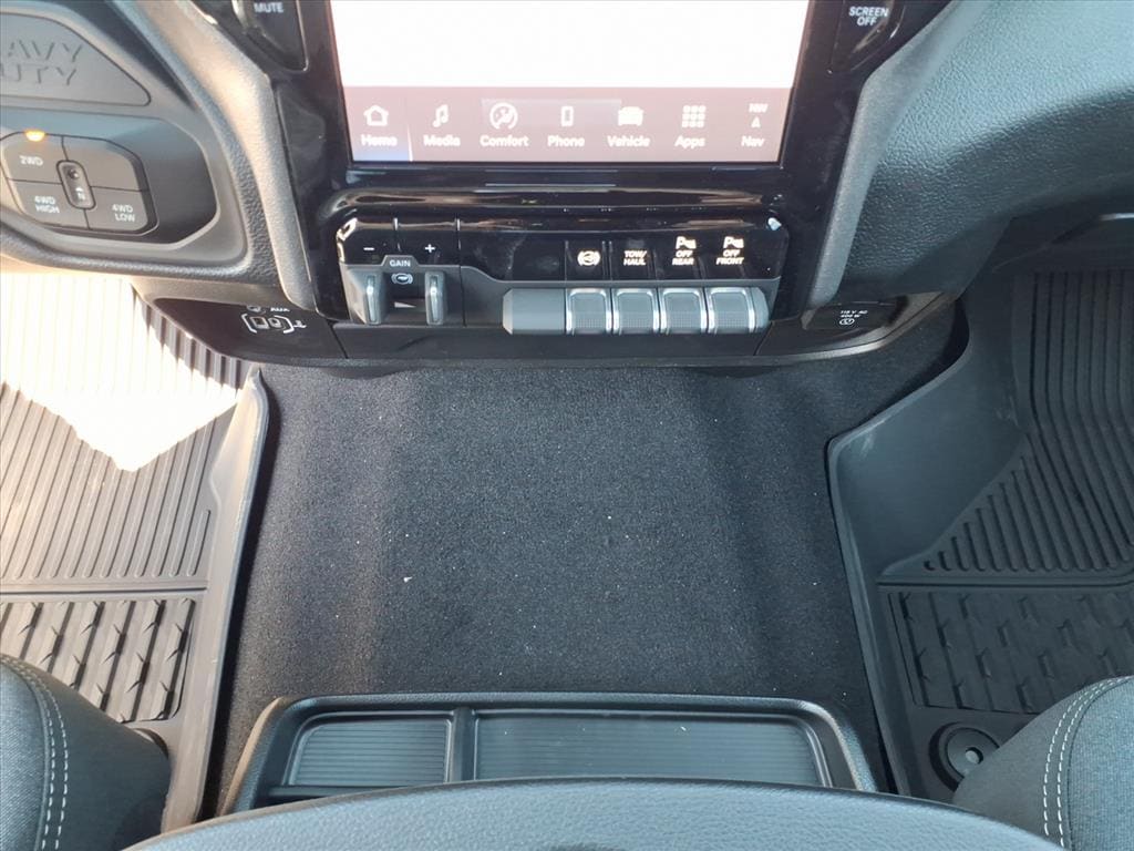2026 RAM 2500 Tradesman/Black Express - Photo 27