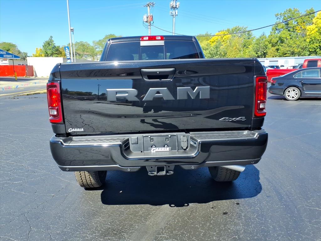 2026 RAM 2500 Tradesman/Black Express - Photo 6