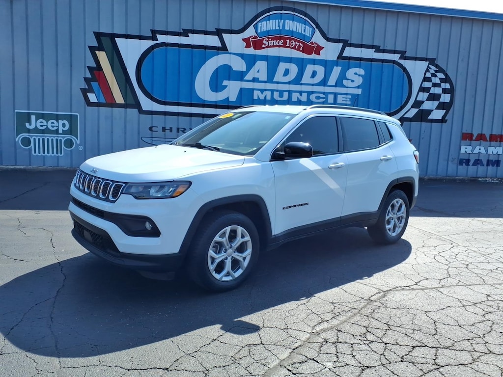 Used 2024 Jeep Compass Latitude SUV