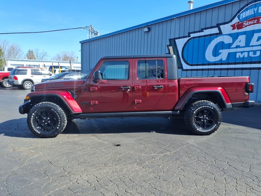 Used 2021 Jeep Gladiator Sport Truck Crew Cab
