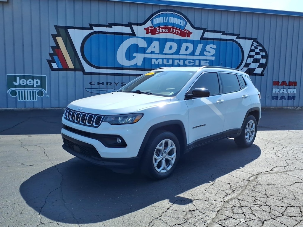 Used 2024 Jeep Compass Latitude SUV