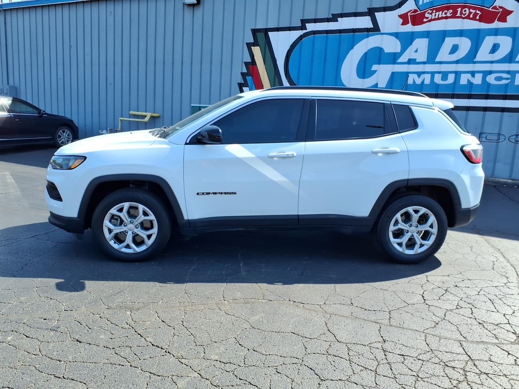 Used 2024 Jeep Compass Latitude SUV