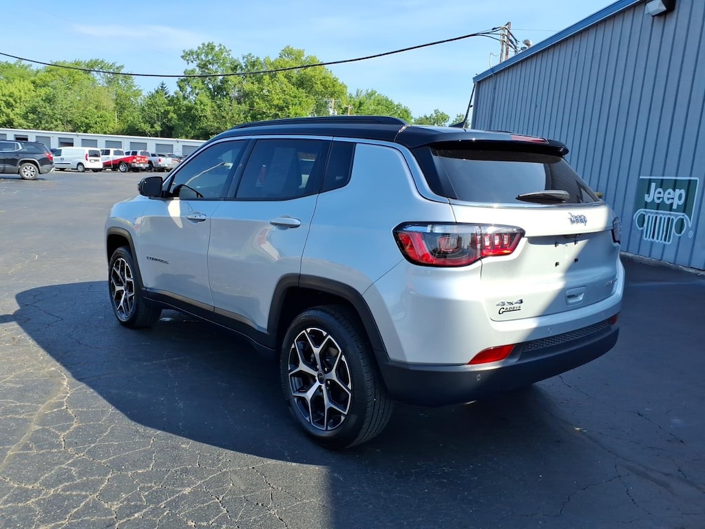 Used 2025 Jeep Compass Limited SUV