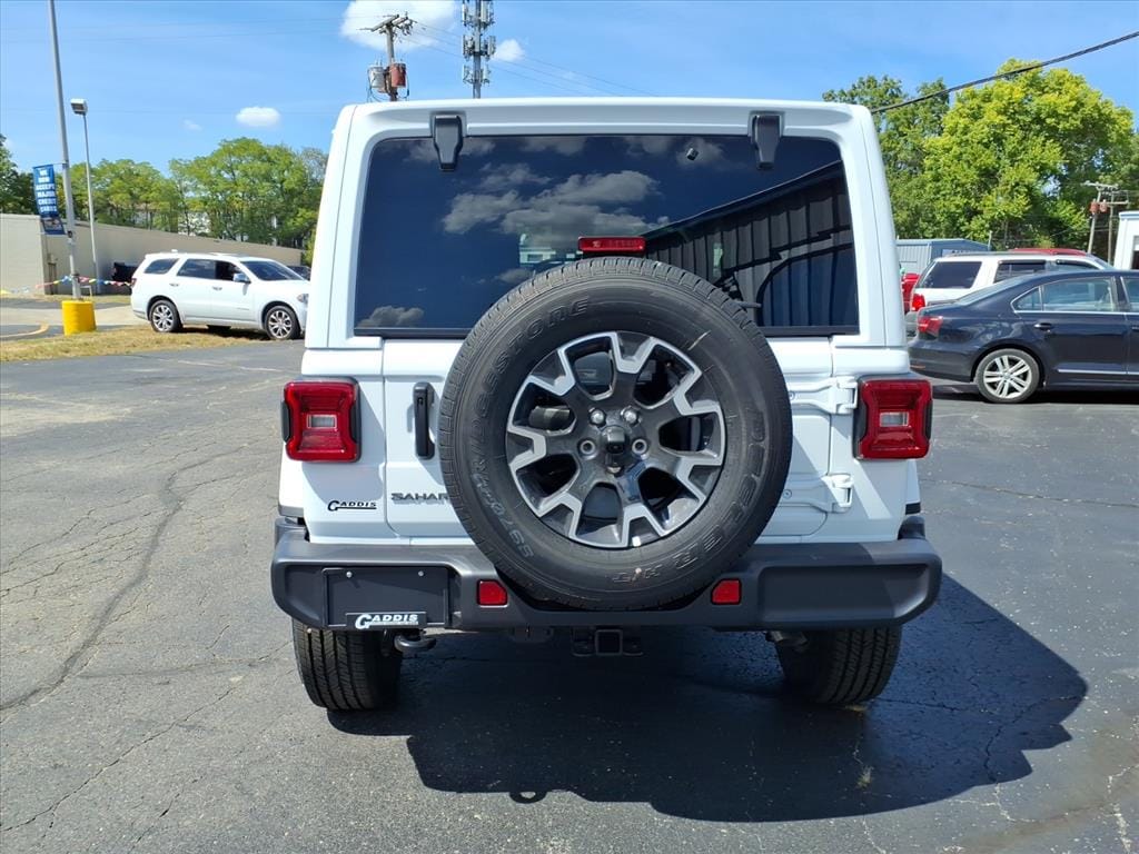2025 Jeep Wrangler 4-Door Sahara - Photo 7