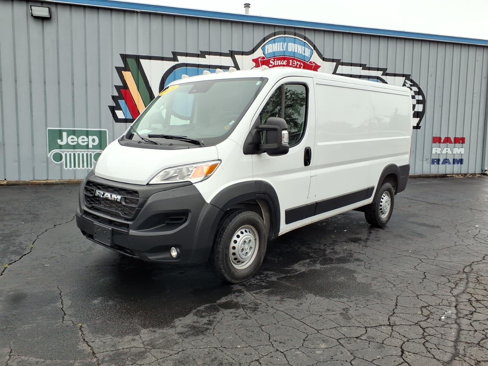 2025 RAM ProMaster Cargo Van Base