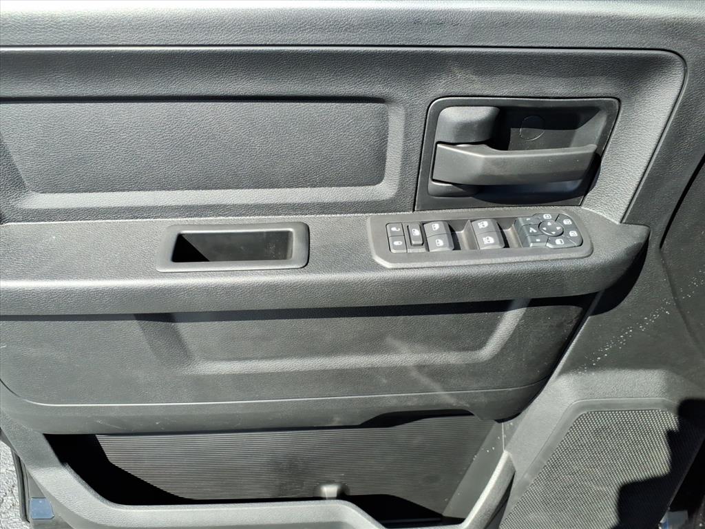 2026 RAM 2500 Tradesman/Black Express - Photo 14