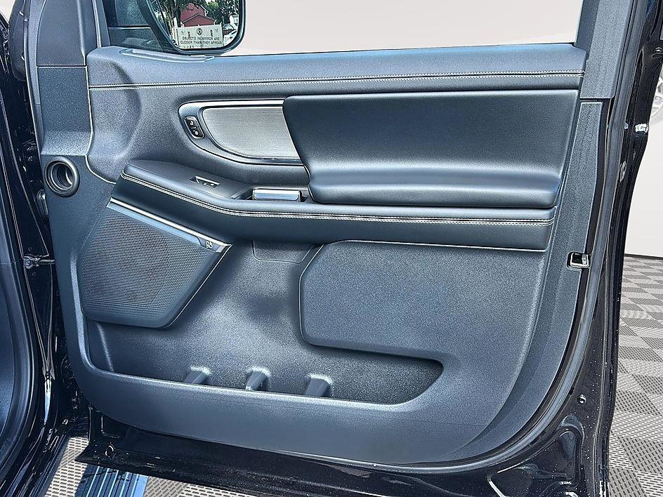 2026 Ford Expedition Platinum - Photo 13