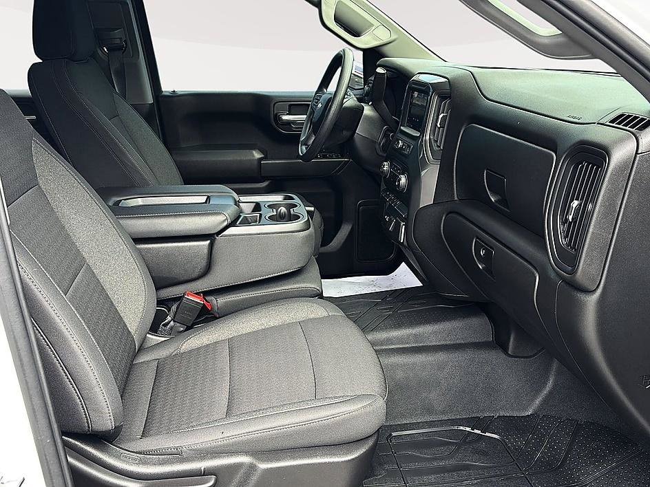 2026 Chevrolet Silverado 1500 Custom - Photo 17