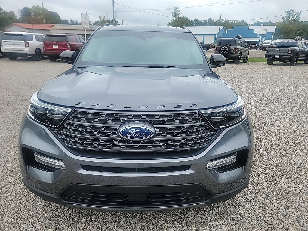 Used 2024 Ford Explorer XLT SUV