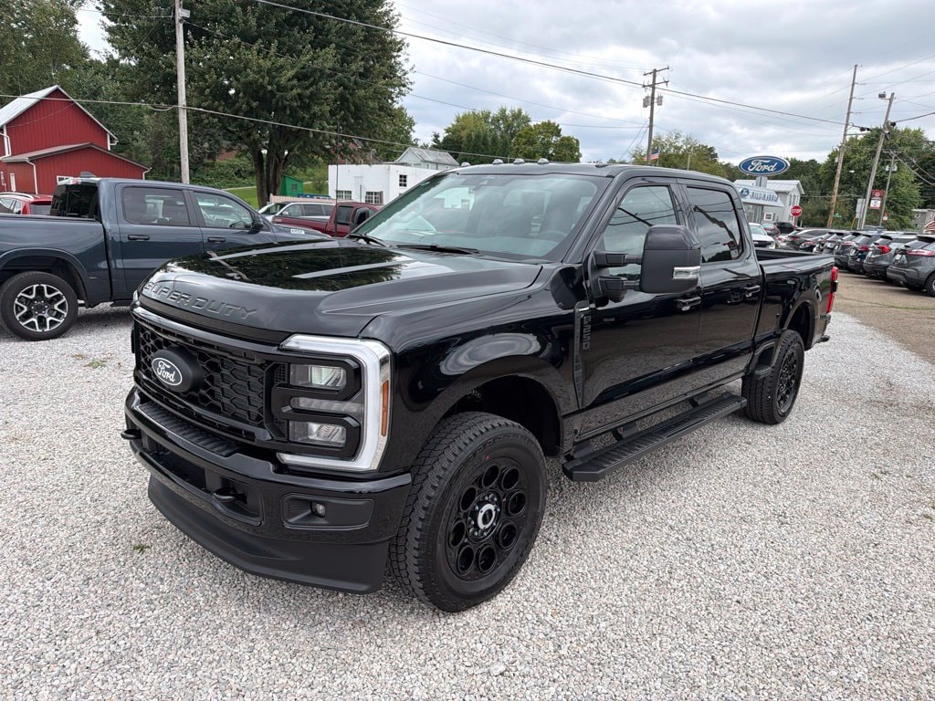 New 2027 Ford F-250SD Lariat Truck