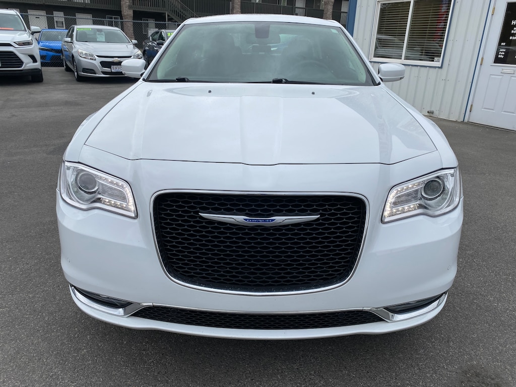 Used 2021 Chrysler 300 Touring L AWD Sedan
