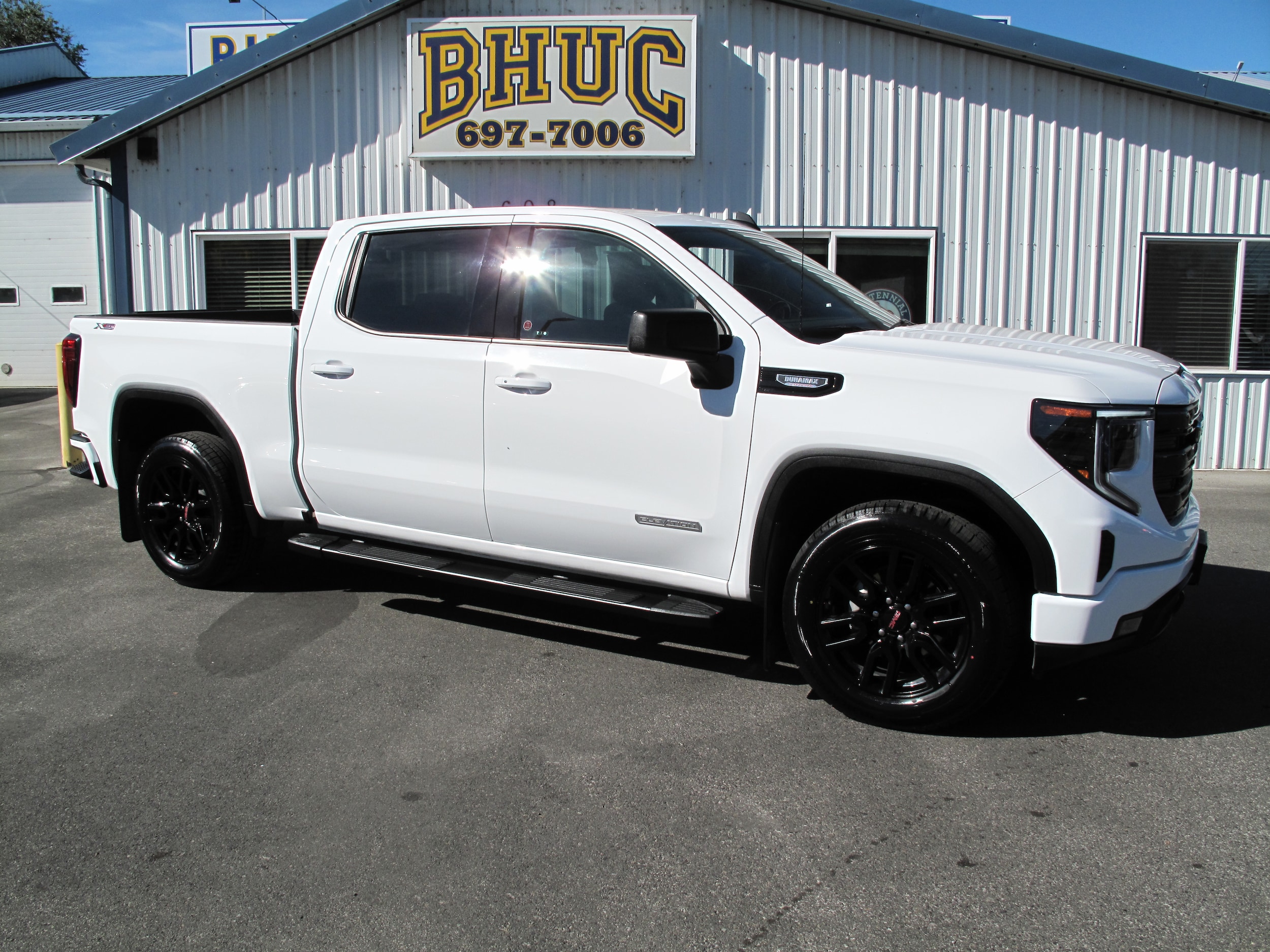 2024 GMC Sierra 1500 Elevation