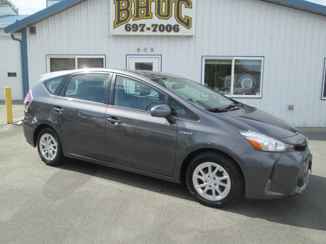 2017 Toyota Prius v