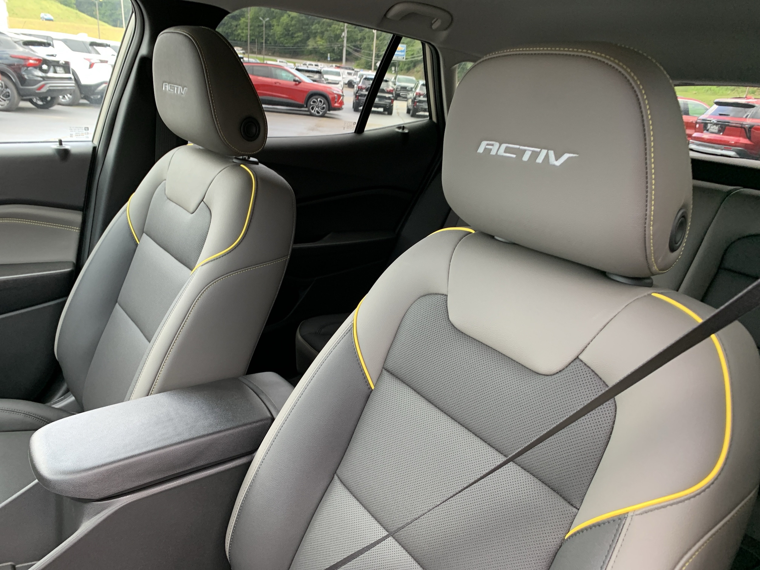 2026 Chevrolet Trax Activ - Photo 9