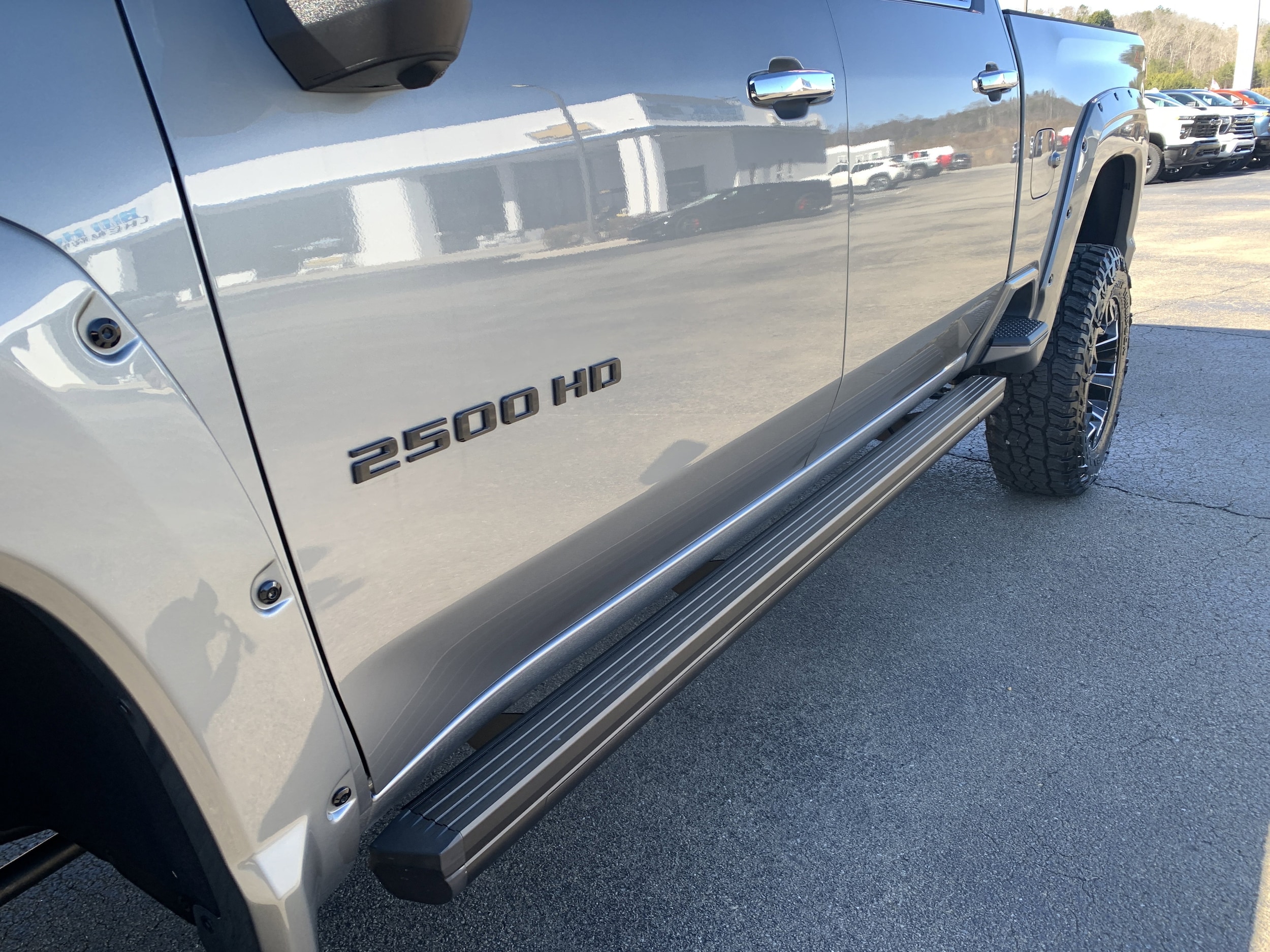 2025 Chevrolet Silverado 2500 HD LTZ - Photo 8