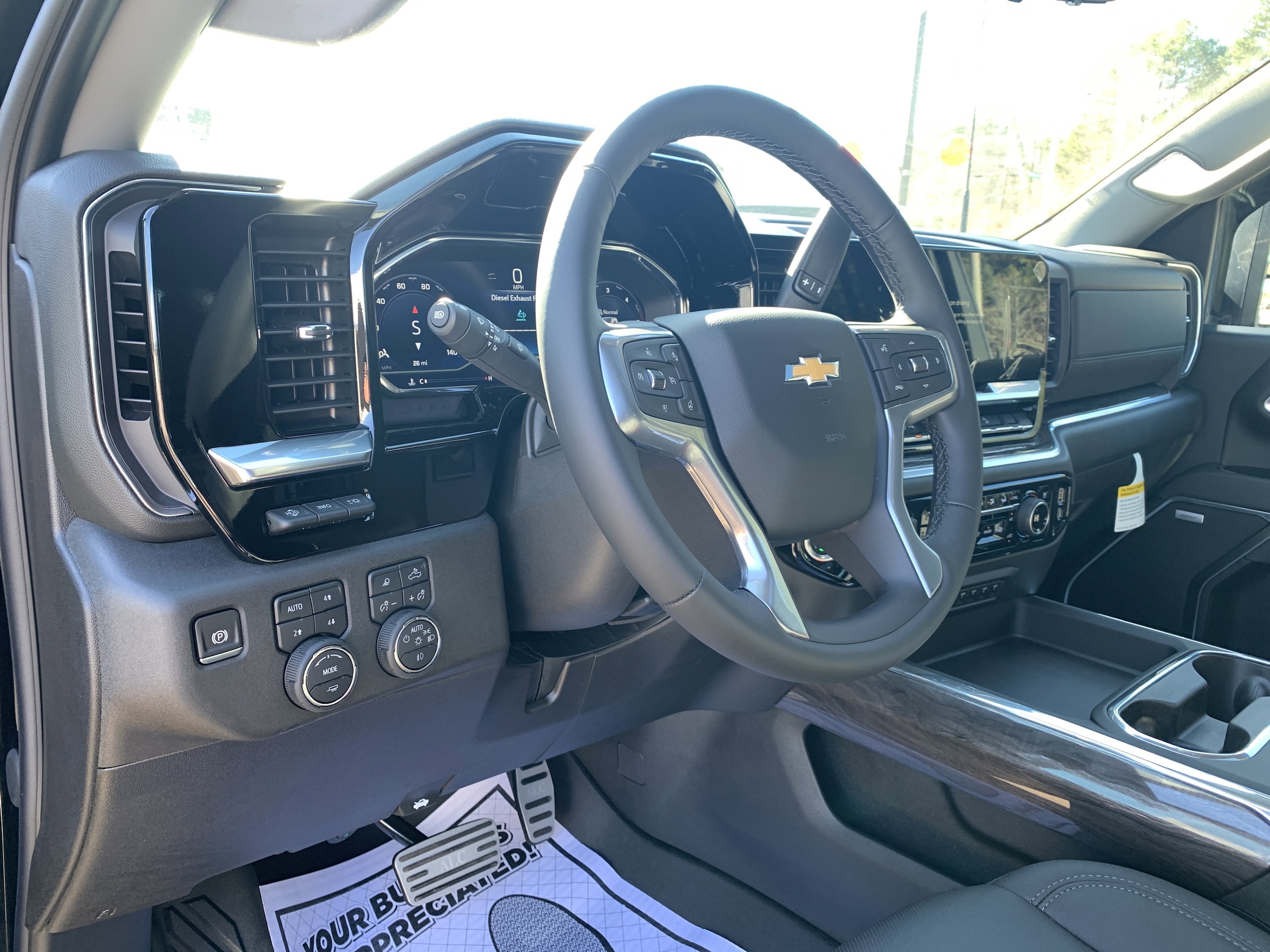 2025 Chevrolet Silverado 2500 HD LTZ - Photo 15