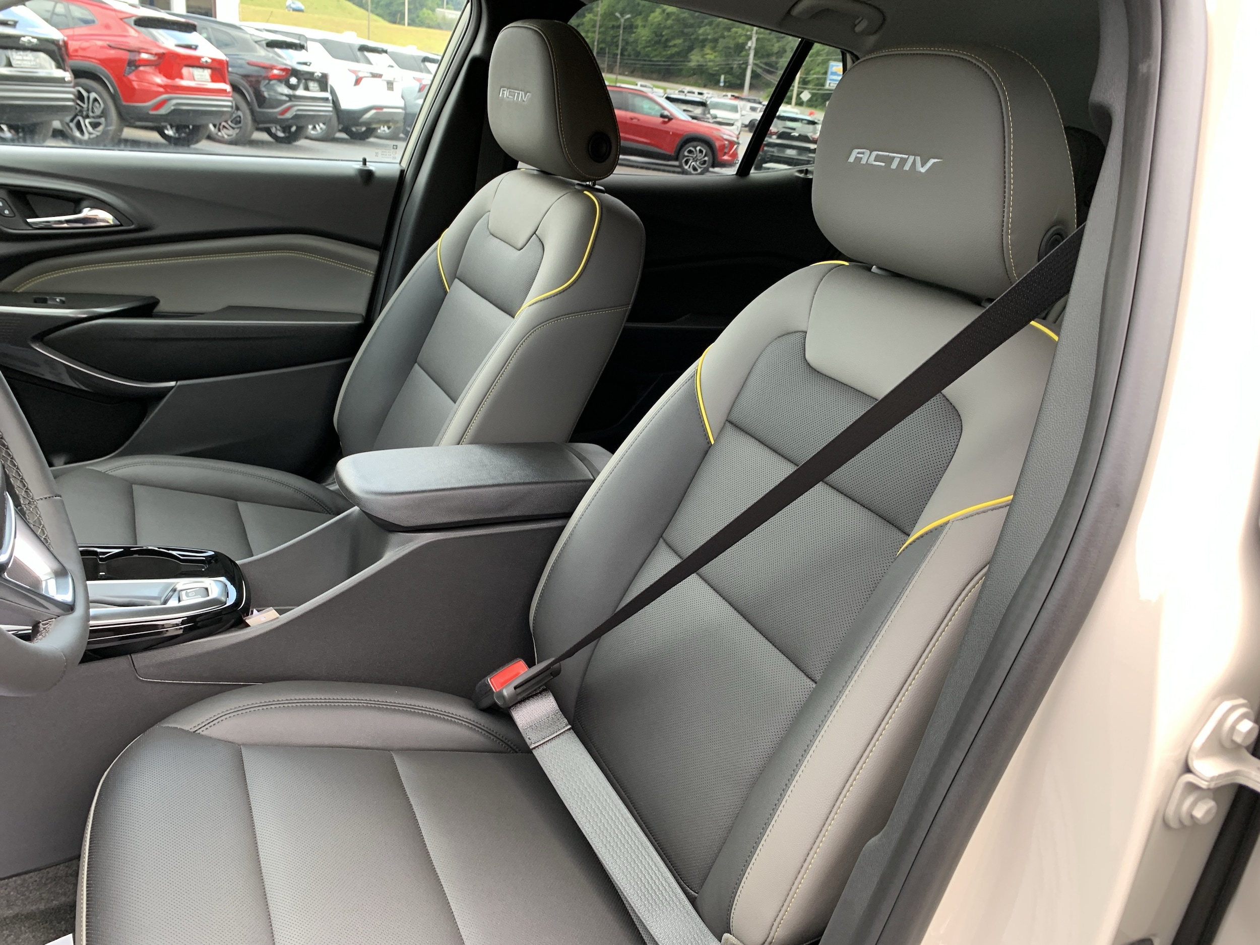 2026 Chevrolet Trax Activ - Photo 8