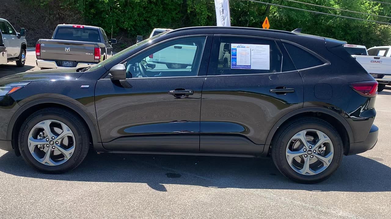 2025 Ford Escape ST-Line