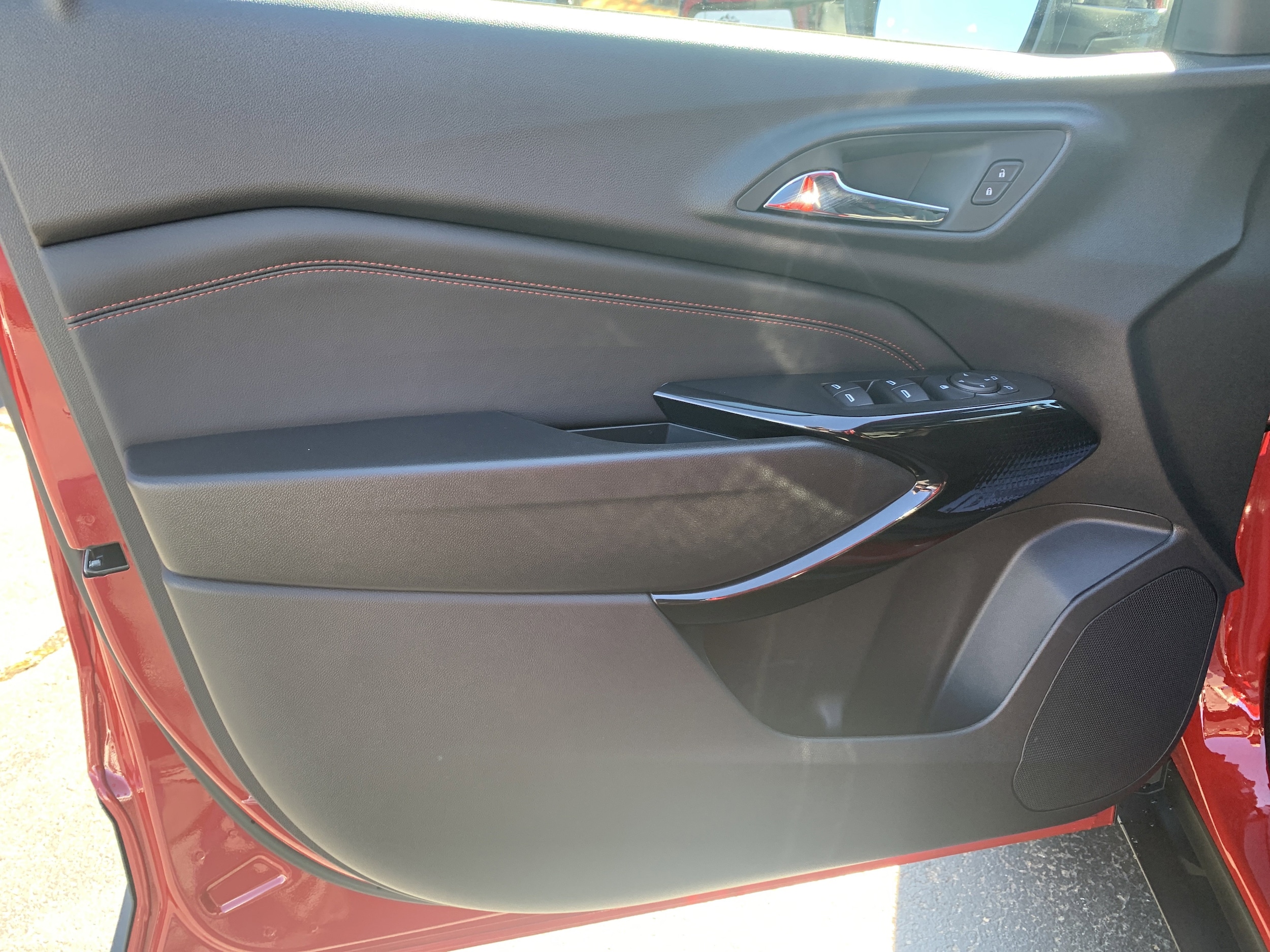 2026 Chevrolet Trax RS - Photo 7