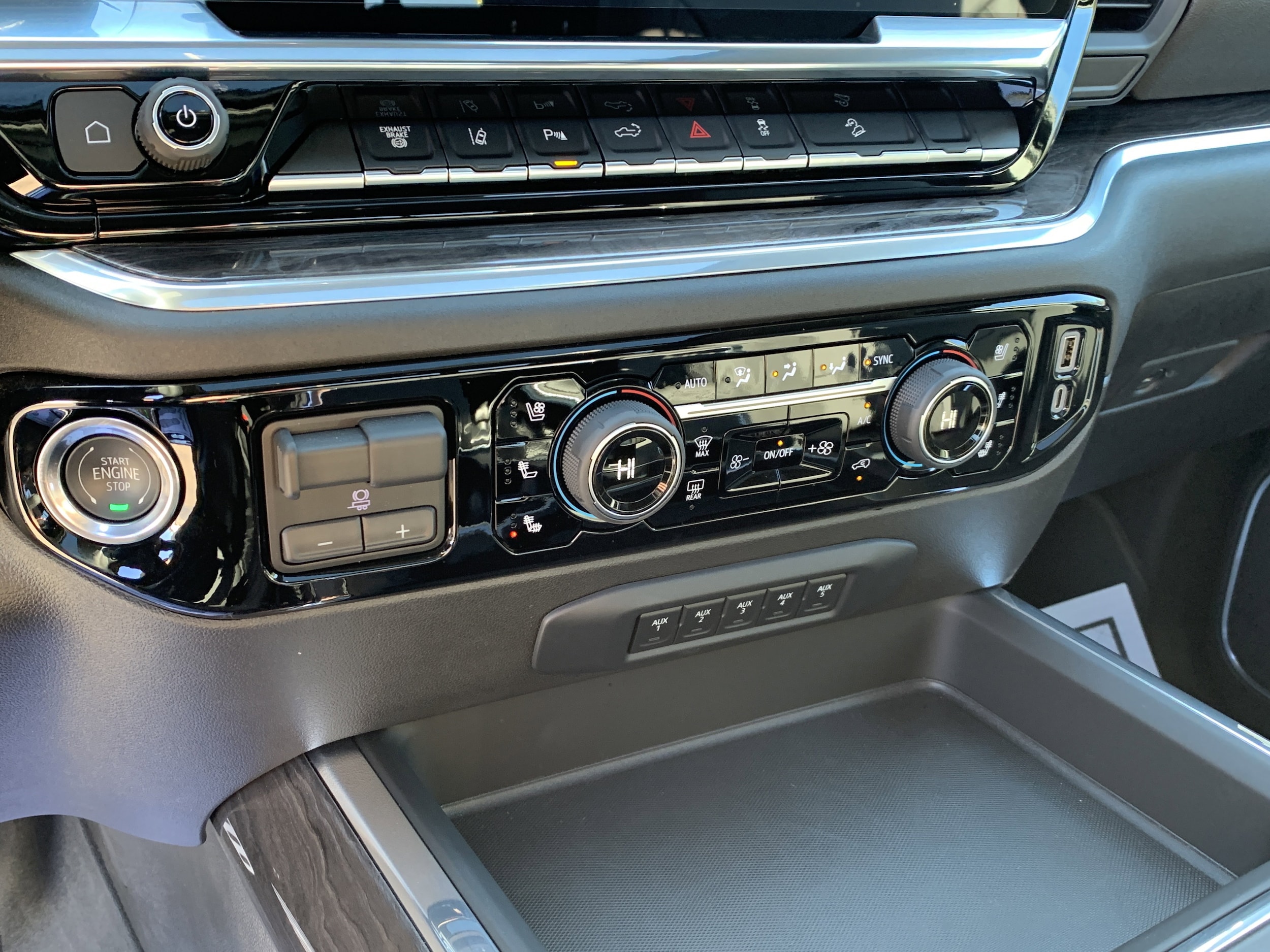 2025 Chevrolet Silverado 2500 HD LTZ - Photo 20