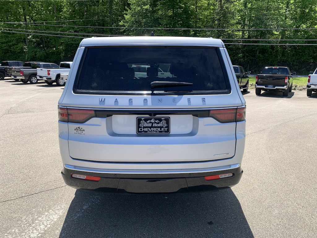 Used 2024 Jeep Wagoneer L Series II