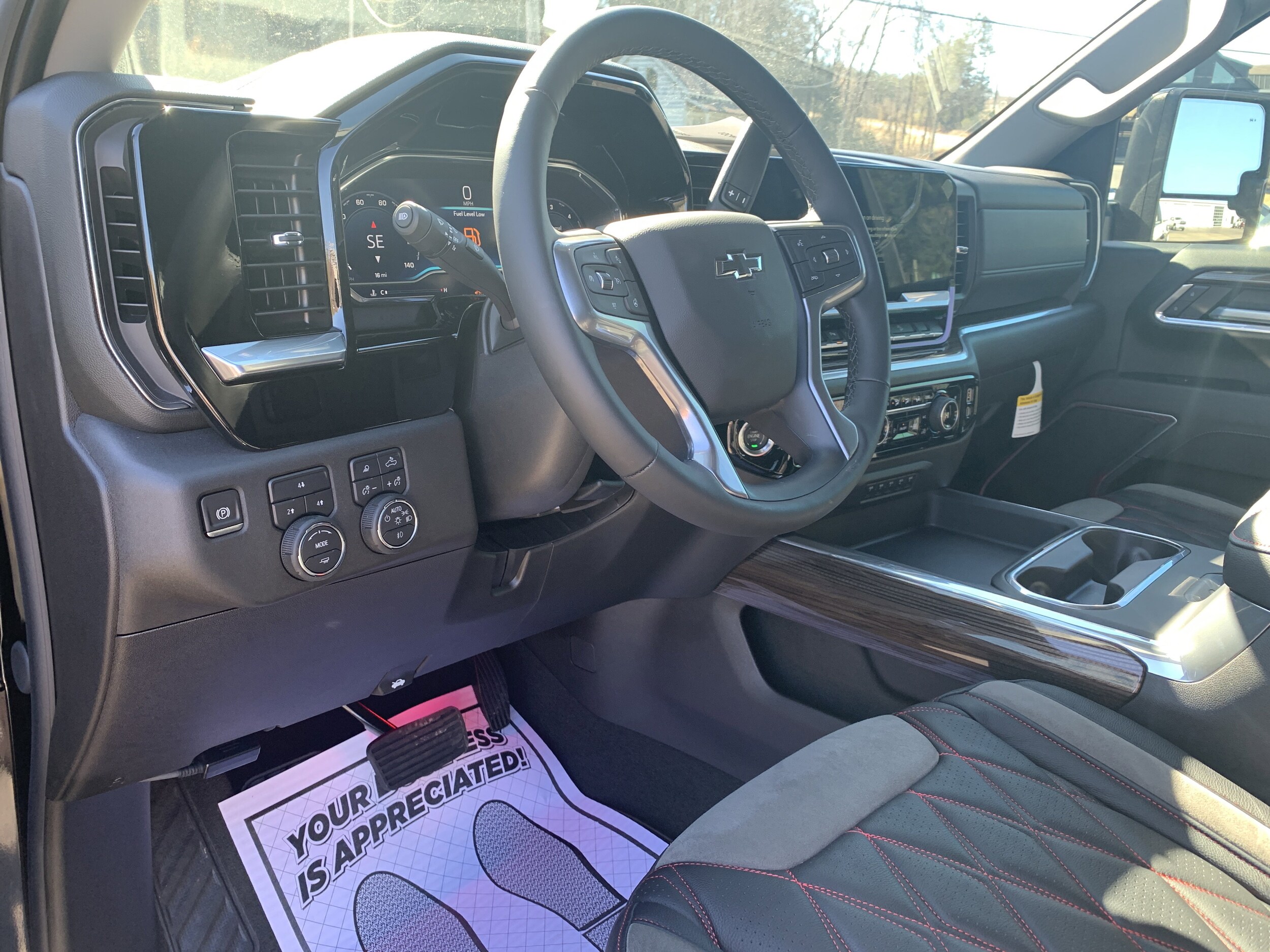 2025 Chevrolet Silverado 2500 HD LT - Photo 14