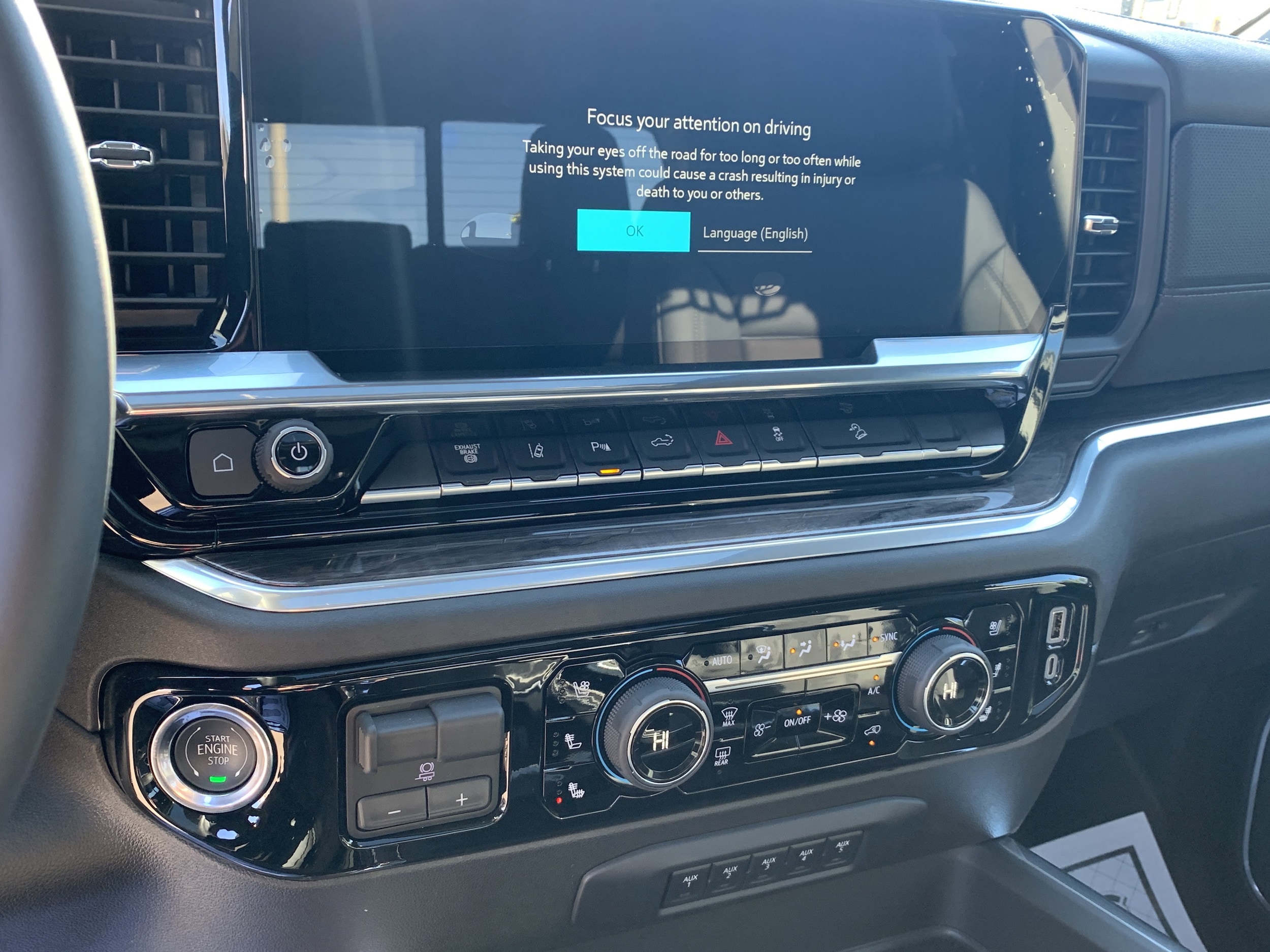 2025 Chevrolet Silverado 2500 HD LTZ - Photo 19