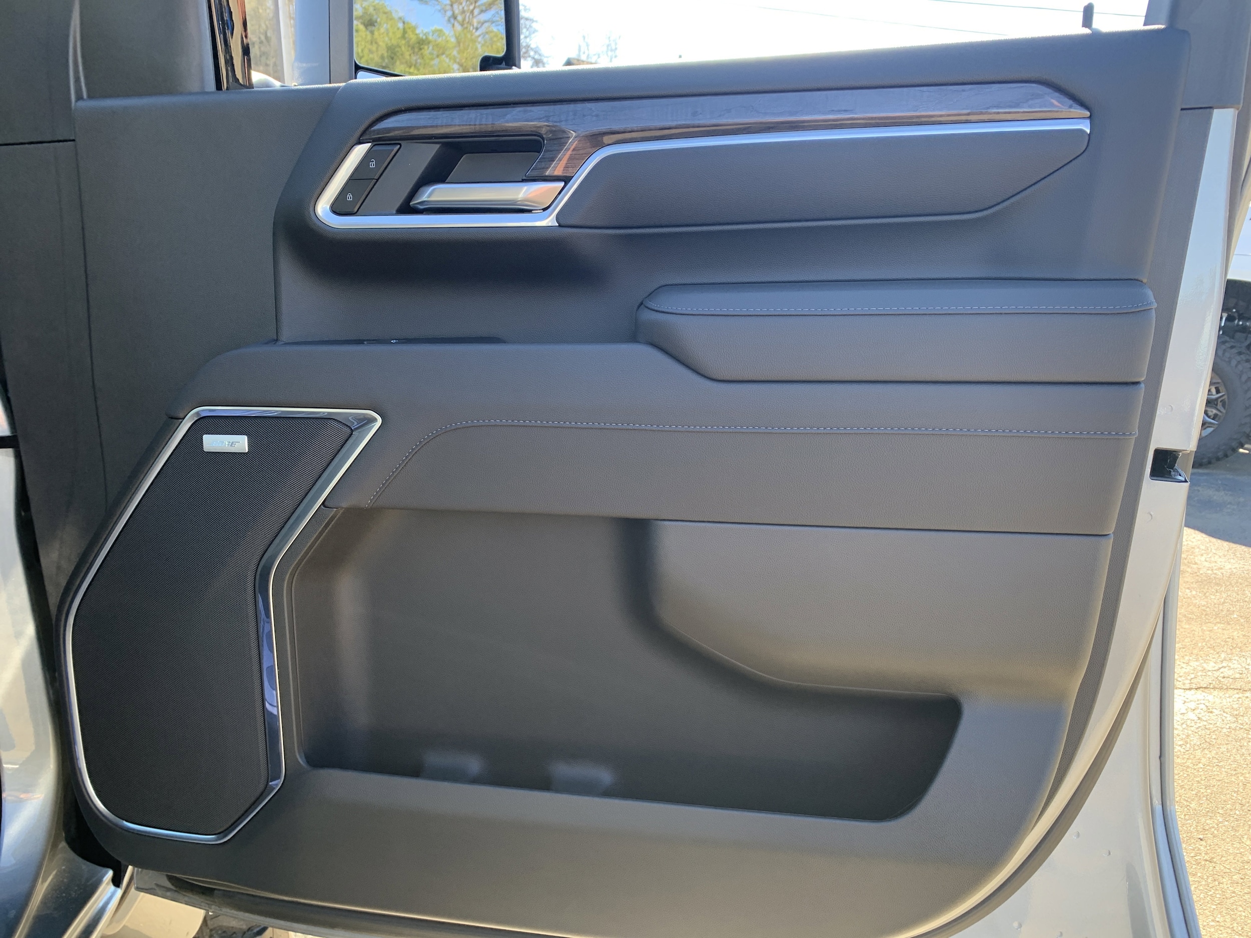 2025 Chevrolet Silverado 2500 HD LTZ - Photo 31