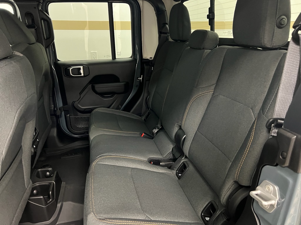 2026 Jeep Gladiator Willys - Photo 8