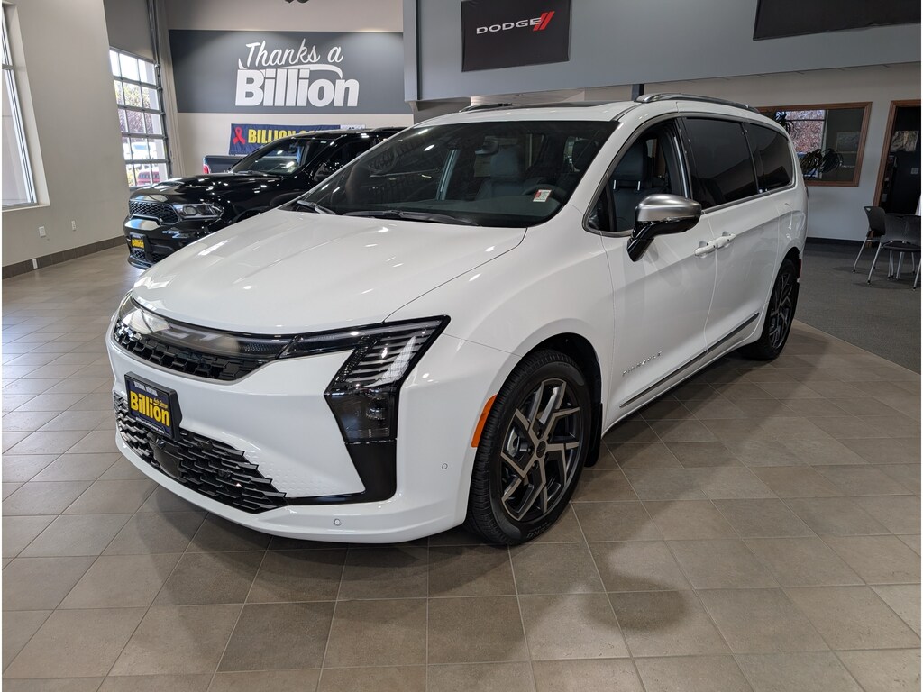 New 2027 Chrysler Pacifica PINNACLE Passenger Van