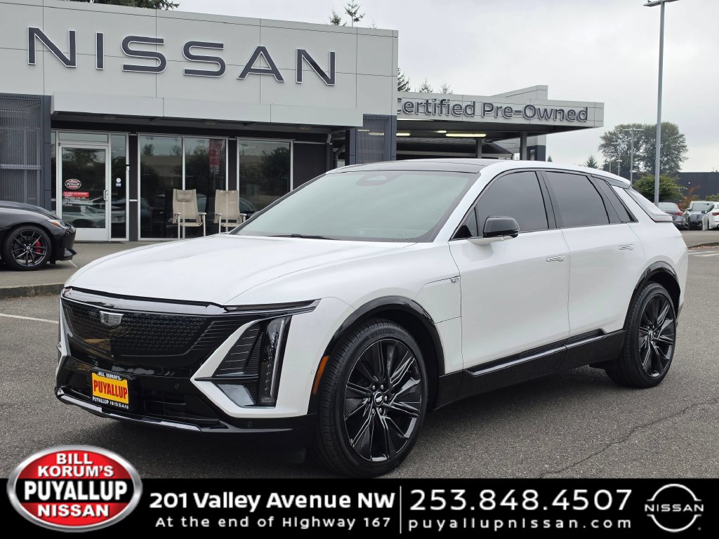2024 Cadillac LYRIQ Sport 3