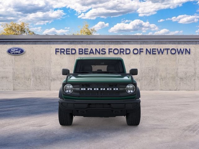 2025 Ford Bronco 4-Door Base - Photo 8