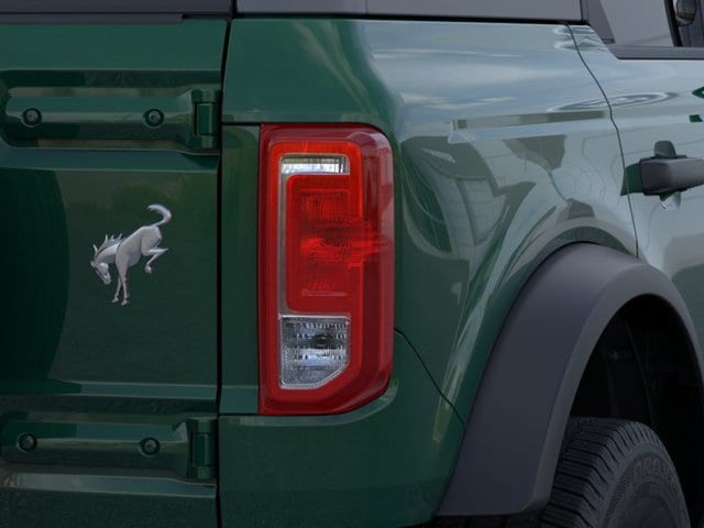 2025 Ford Bronco 4-Door Base - Photo 28