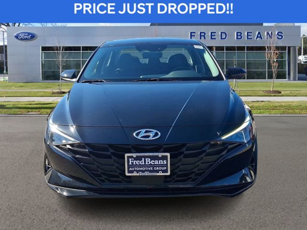 Used 2023 Hyundai Elantra SEL Sedan