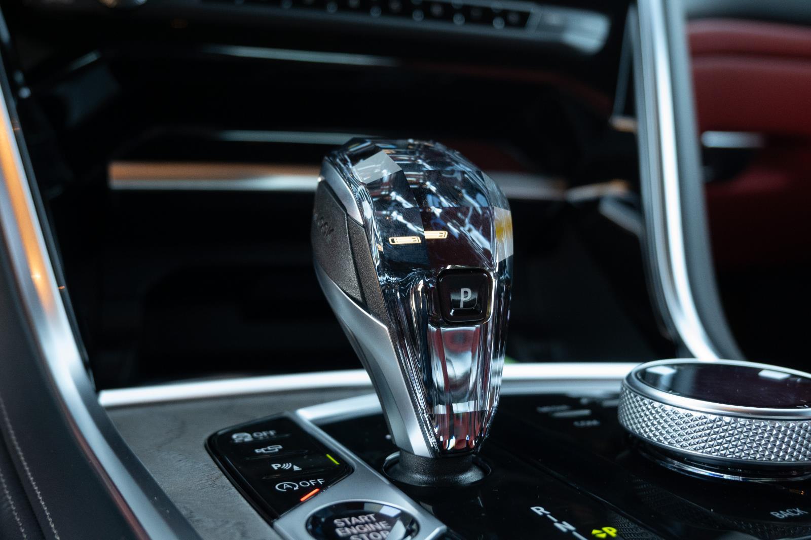 2026 BMW 8 Series 840i - Photo 28