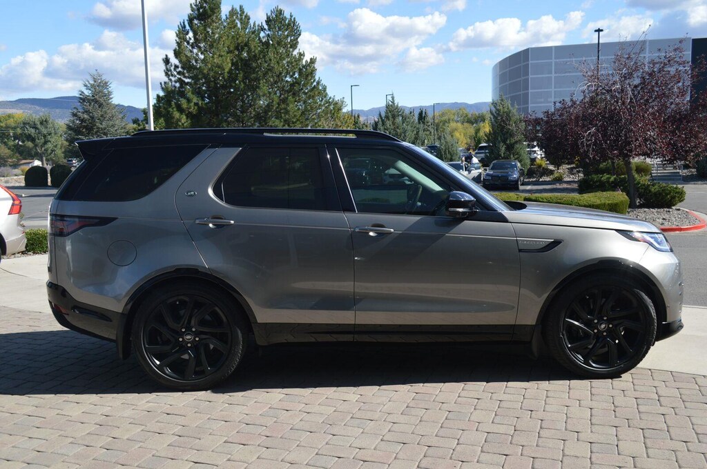 Used 2025 Land Rover Discovery Metropolitan Edition SUV