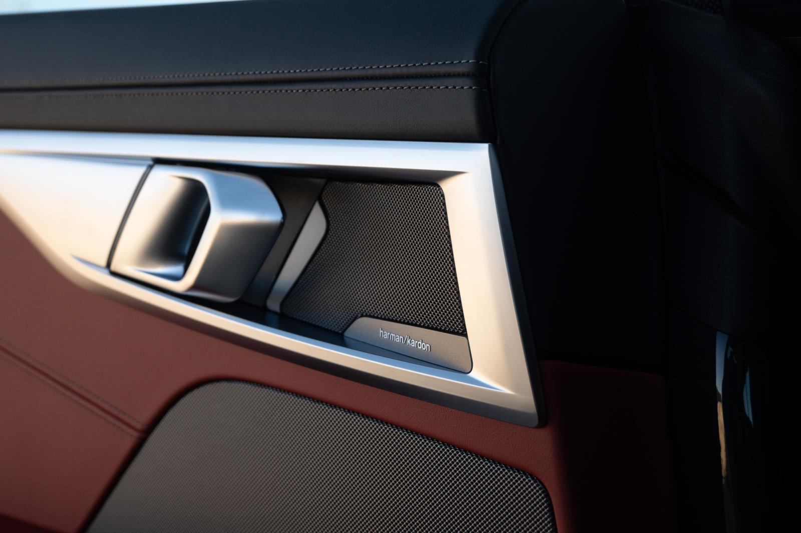 2026 BMW 8 Series 840i - Photo 16