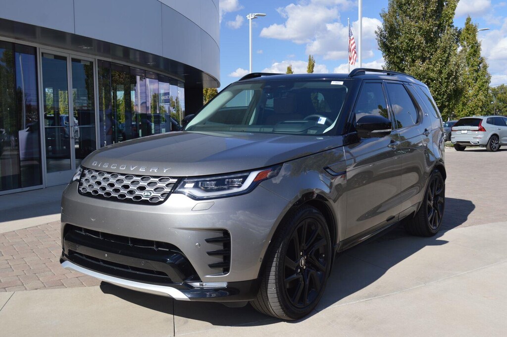 Used 2025 Land Rover Discovery Metropolitan Edition SUV